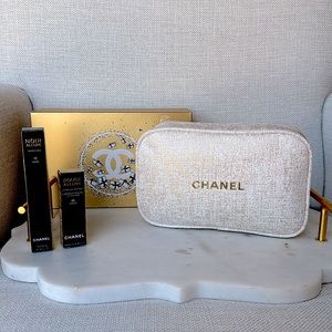 Chanel Absolute Allure Holiday Makeup Set